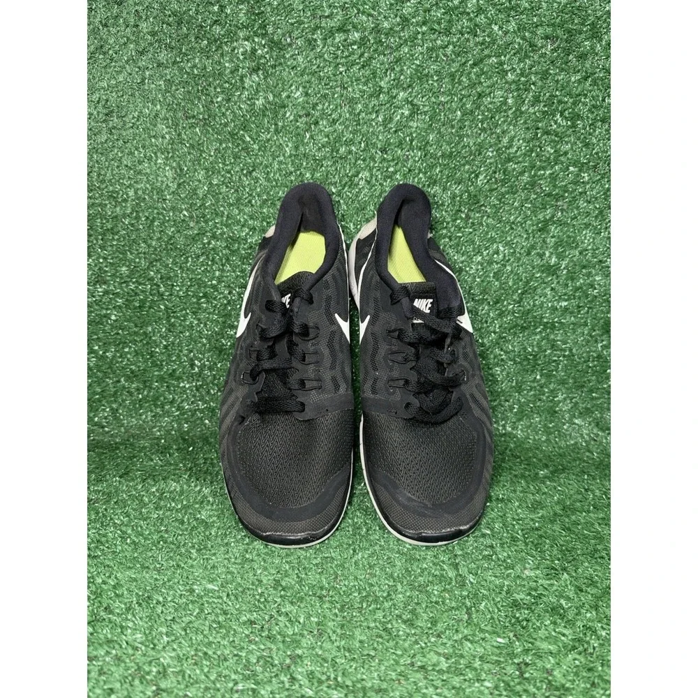 Nike Free Run Women‎ Size 6 Black White Athletic Comfort Running Sneakers